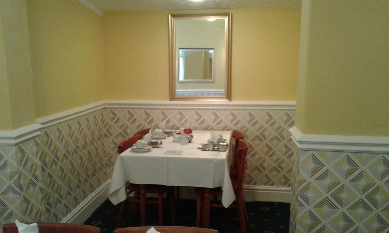 Strides Hotel Blackpool Luaran gambar